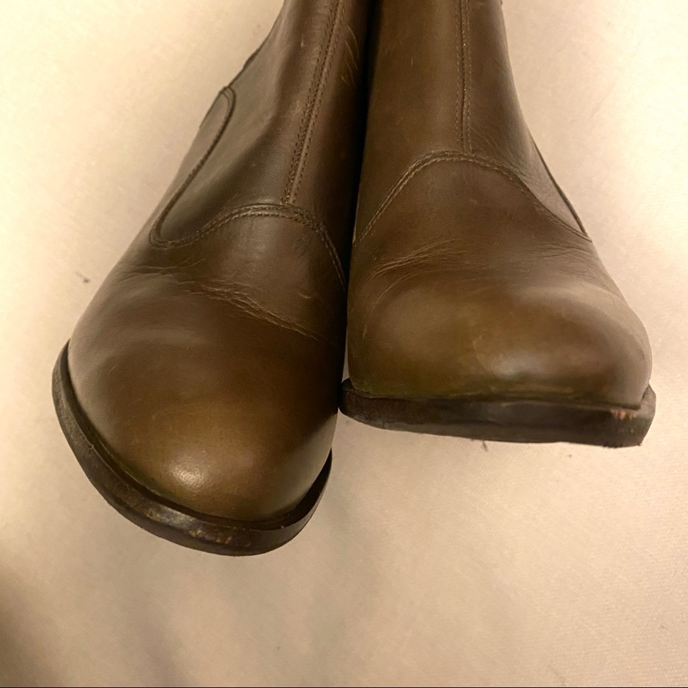 UGG Dolores Boots - Picture 13 of 14